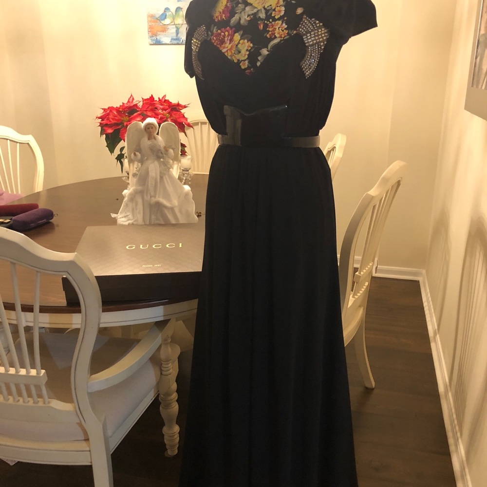 Gucci new formal dress. - Picture 4 of 4